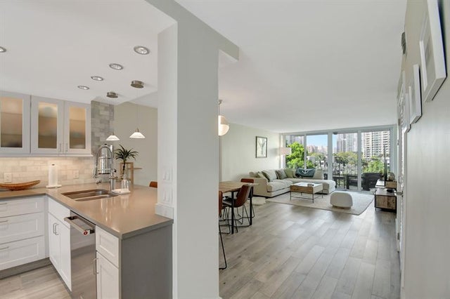 1 of 37 - 800 Se 4th St 302, Fort Lauderdale, FL