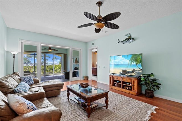 1 of 40 - 23 Harbour Isle Dr 102, Fort Pierce, FL