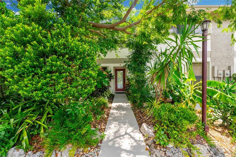 Photo of Listing #F10529500