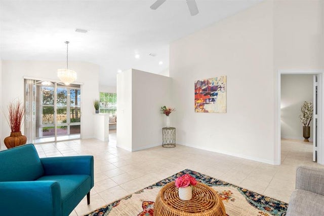 3 of 33 - 2561 E Aragon Blvd 1, Sunrise, FL