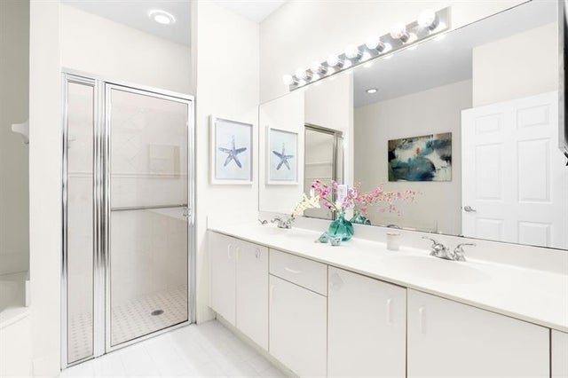 5 of 33 - 2561 E Aragon Blvd 1, Sunrise, FL