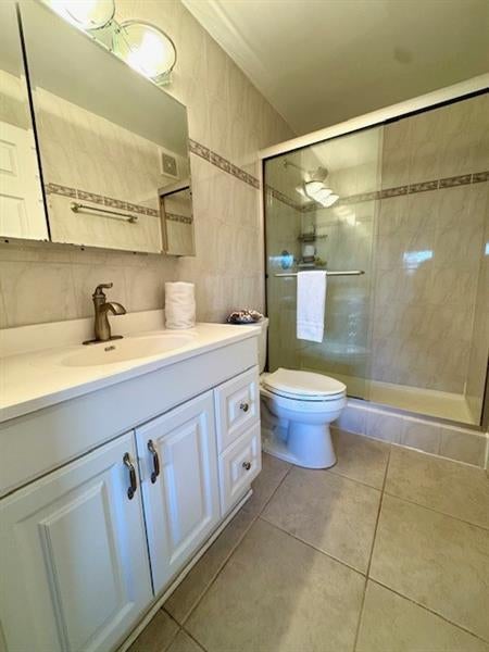 4 of 15 - 1000 Ne 14 410, Hallandale, FL