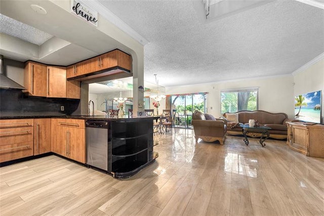 3 of 25 - 7954 Nw 7th Ct 7954, Plantation, FL