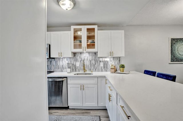 5 of 49 - 400 Se 10th St 117, Deerfield Beach, FL