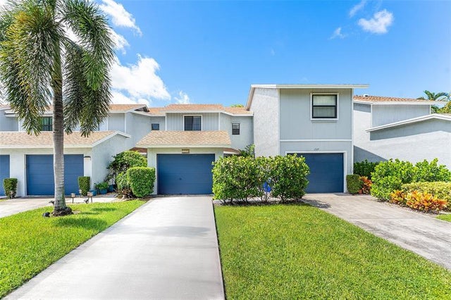 1525 Woodbridge Lakes Cir, West Palm Beach