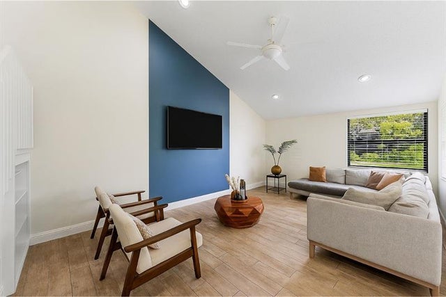 4 of 26 - 1525 Woodbridge Lakes Cir, West Palm Beach, FL