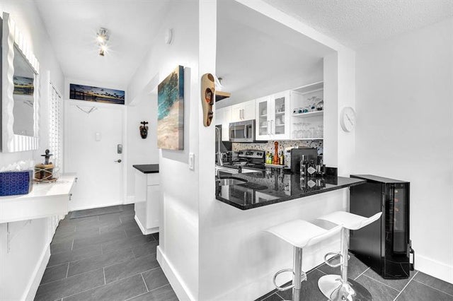 5 of 21 - 440 Paradise Isle Blvd 102, Hallandale, FL