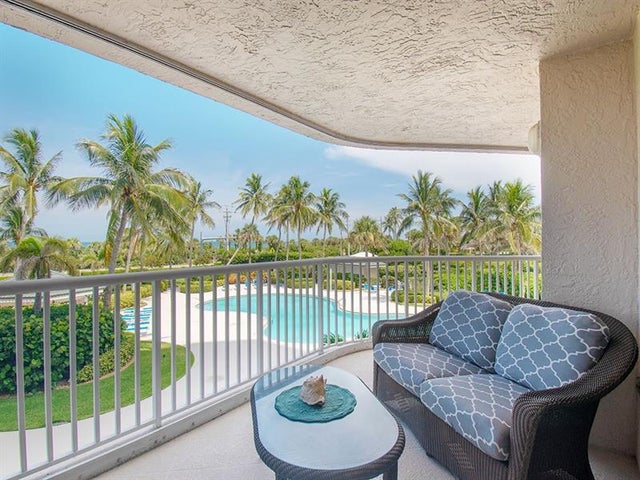 1 of 25 - 5051 N Highway A1a 3-2, Fort Pierce, FL