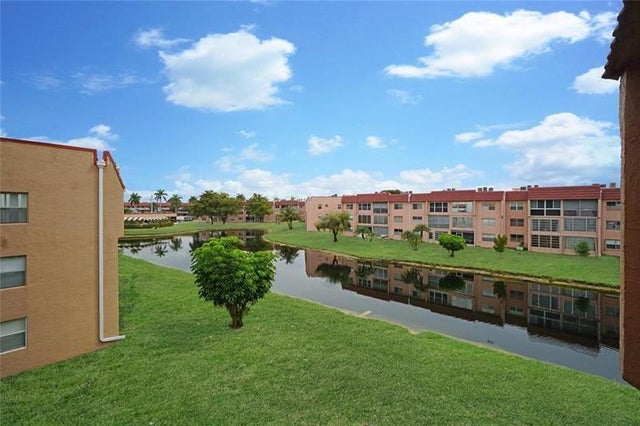 4 of 22 - 9660 Sunrise Lakes Blvd 301, Sunrise, FL