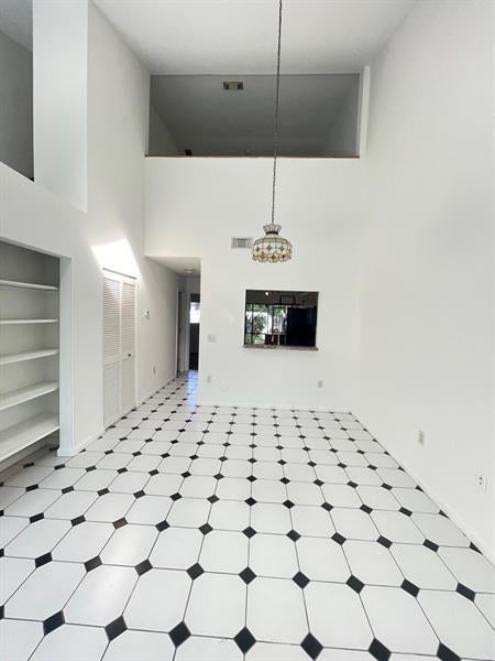 3 of 22 - 1627 N 15th Ter, Hollywood, FL