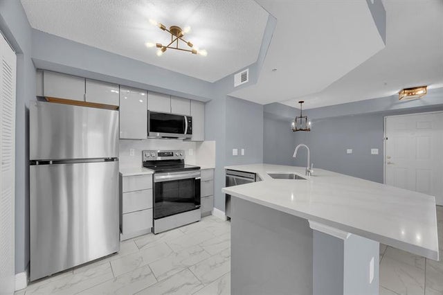 2 of 32 - 3809 Nw Mediterranean Ln 104, Jensen Beach, FL