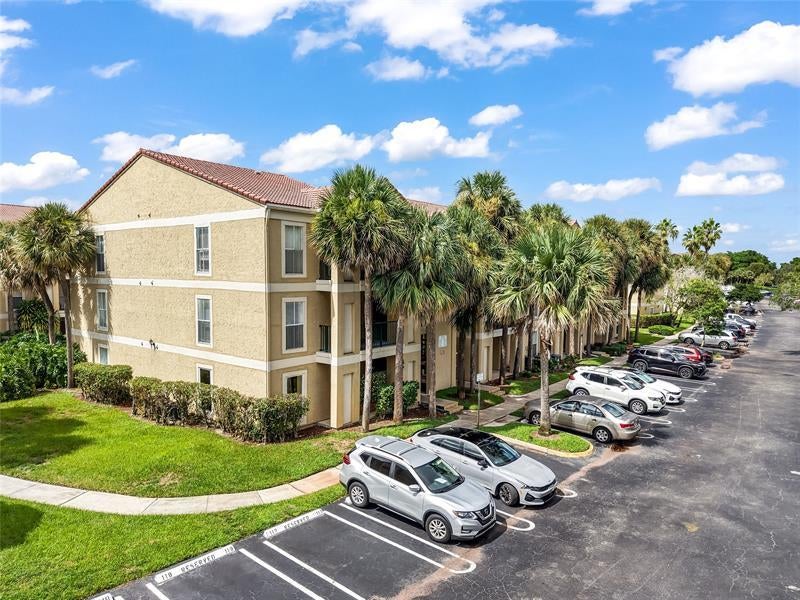 733 Riverside Dr 1216, Coral Springs