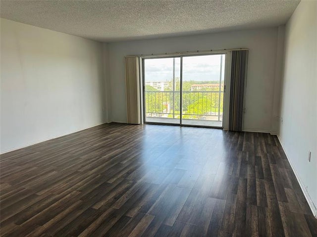 5 of 26 - 4174 Inverrary Drive 805, Lauderhill, FL