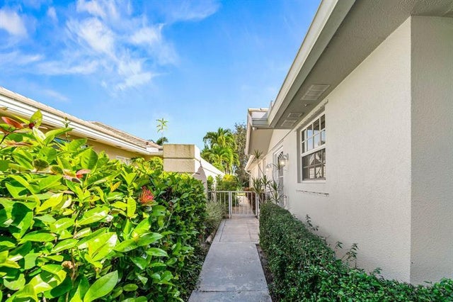 5 of 38 - 4186 Royal Oaks Dr, Palm Beach Gardens, FL