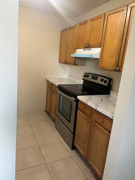 4 of 18 - 704 Meadows Circle 704, Boynton Beach, FL