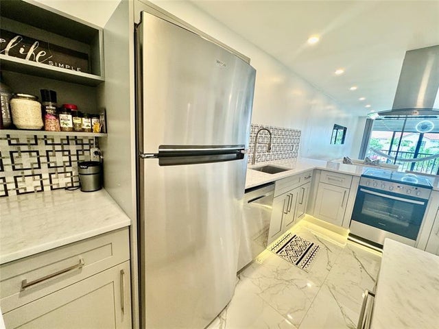 4 of 17 - 4100 Tivoli Ct 201, Lake Worth, FL