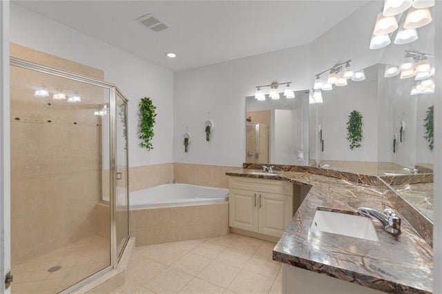 5 of 30 - 2652 Ne 30th Pl 2652, Fort Lauderdale, FL