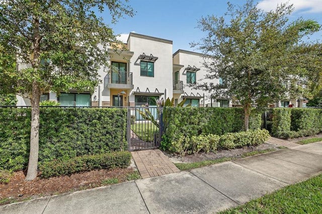 2 of 83 - 1402 Sw 4th Ave 1402, Fort Lauderdale, FL
