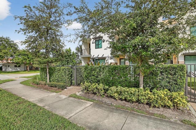 4 of 83 - 1402 Sw 4th Ave 1402, Fort Lauderdale, FL