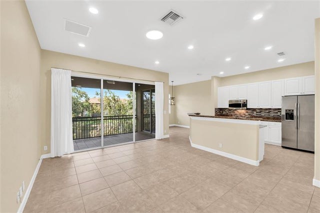 3 of 37 - 8035 Nw 127th Ln 3e, Parkland, FL