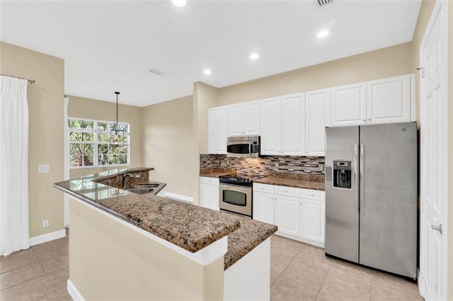 5 of 37 - 8035 Nw 127th Ln 3e, Parkland, FL