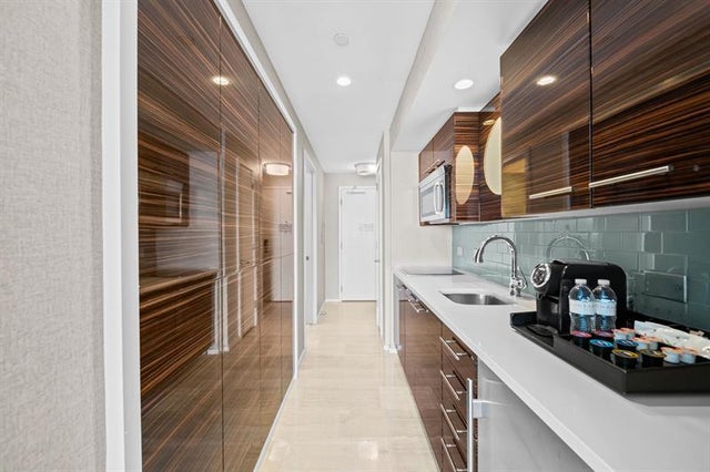 5 of 20 - 551 N Fort Lauderdale Beach Blvd H1115, Fort Lauderdale, FL
