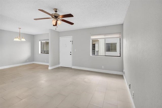 4 of 39 - 5370 Las Verdes Cr 319, Delray Beach, FL