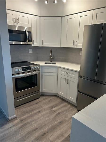 3 of 32 - 4050 N Ocean Dr 207, Lauderdale By The Sea, FL