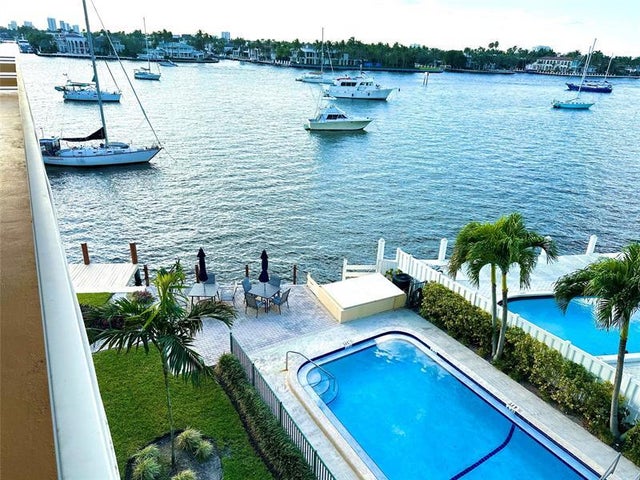 2 of 41 - 9 N Birch Rd 403, Fort Lauderdale, FL