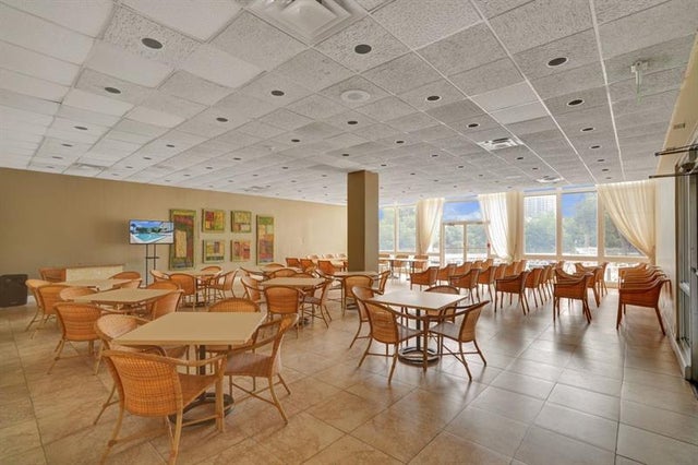 4 of 93 - 7441 Wayne Ave 10c, Miami Beach, FL