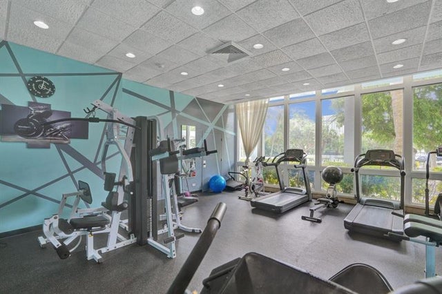 5 of 93 - 7441 Wayne Ave 10c, Miami Beach, FL