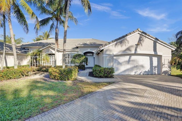 1 of 48 - 7992 Rockford Rd, Boynton Beach, FL