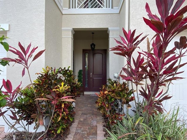 2 of 43 - 4115 Darlington St, Palm Beach Gardens, FL