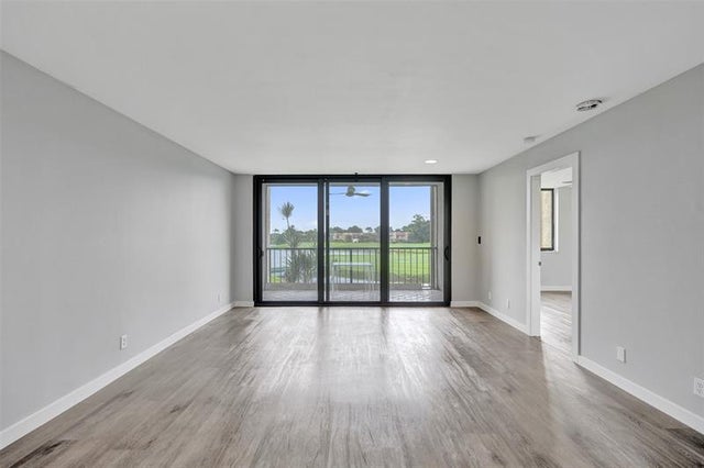 3 of 19 - 4539 Luxemburg Ct 201, Lake Worth, FL
