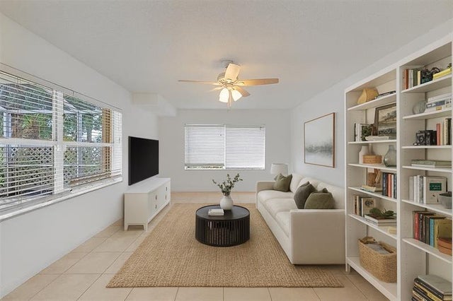 5 of 38 - 5203 Wheatley Ct, Boynton Beach, FL