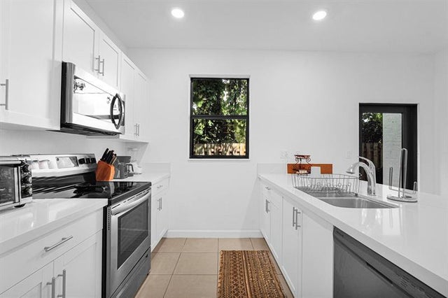 4 of 65 - 1901 Sw 5th Ct, Fort Lauderdale, FL