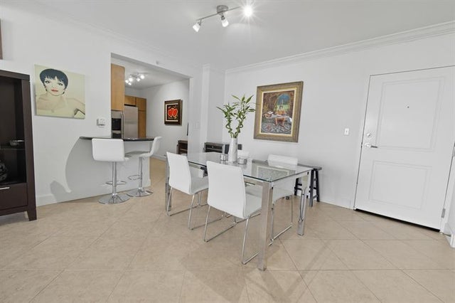 4 of 23 - 401 69th St 1613, Miami Beach, FL
