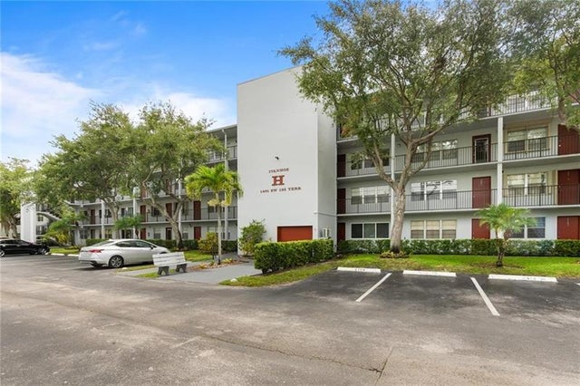 2 of 18 - 1401 Sw 135th Ter 310h, Hollywood, FL