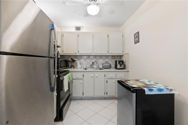 5 of 18 - 1401 Sw 135th Ter 310h, Hollywood, FL