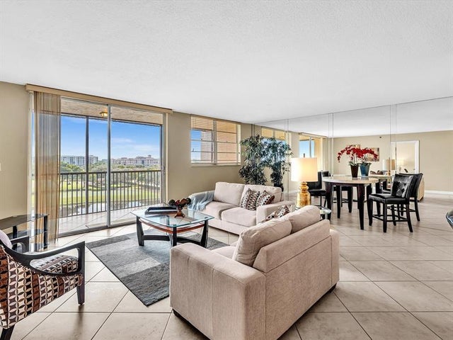 3 of 49 - 3300 W Rolling Hills Cir 705, Davie, FL