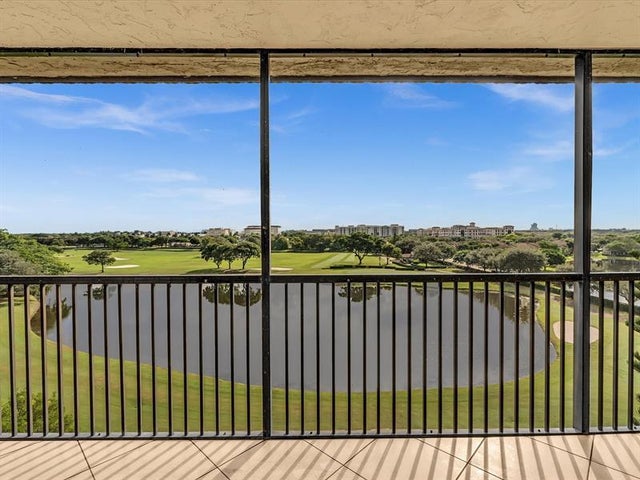 5 of 49 - 3300 W Rolling Hills Cir 705, Davie, FL