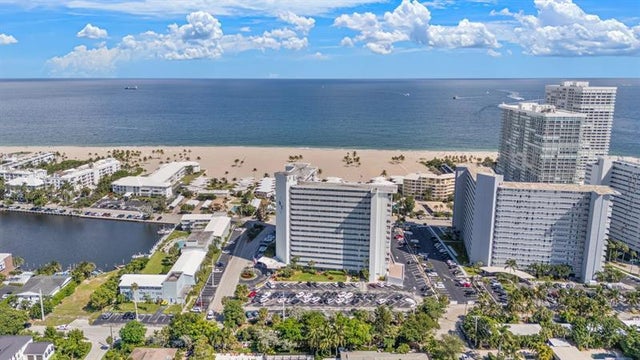 4 of 29 - 1900 S Ocean Dr 1002, Fort Lauderdale, FL