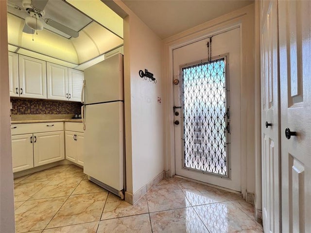 3 of 20 - 8901 Sunrise Lakes Blvd 307, Sunrise, FL