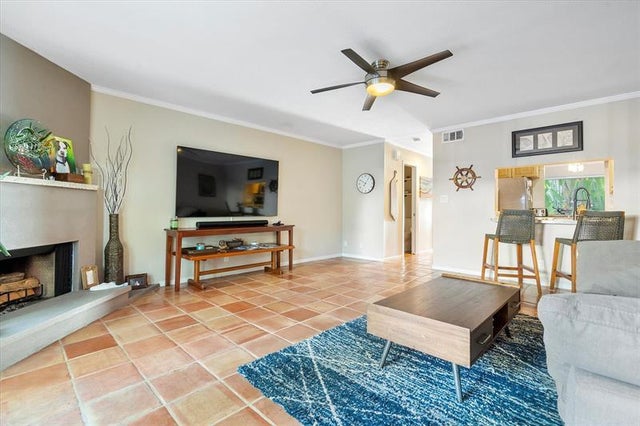3 of 28 - 921 Se 13th St 3, Fort Lauderdale, FL