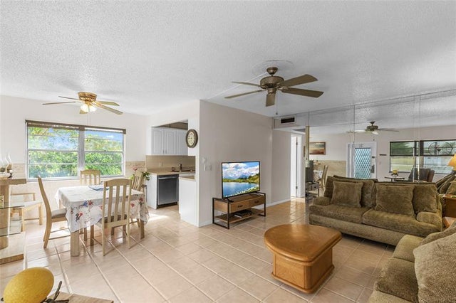 3 of 49 - 4160 Cambridge G 4160, Deerfield Beach, FL