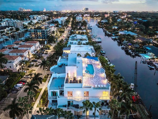 2 of 49 - 301 Hendricks Isle 10, Fort Lauderdale, FL