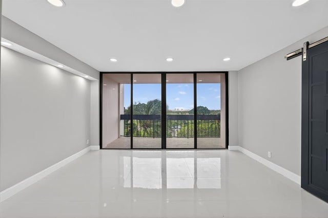 4 of 16 - 2400 Presidential Way 505, West Palm Beach, FL