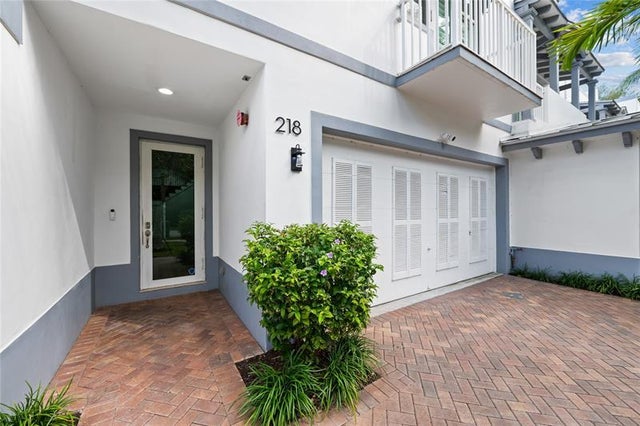 4 of 54 - 218 Ne 15th Ave 218, Fort Lauderdale, FL