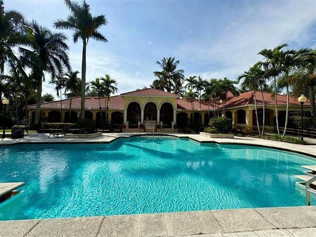 3 of 20 - 4101 San Marino Blvd 108, West Palm Beach, FL