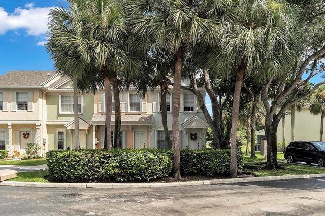 1 of 32 - 4 Key West Ct 4, Weston, FL